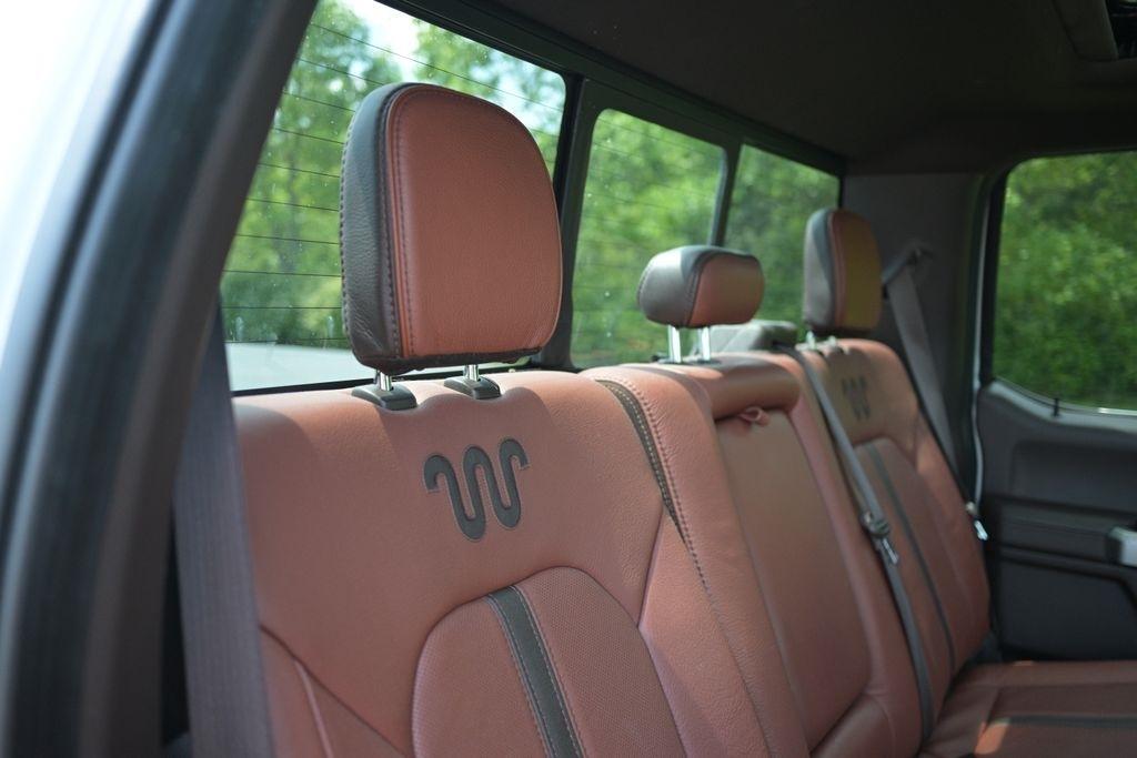Ford Super Duty F-350 SRW King Ranch 4WD Crew Cab 8' Box 2019
