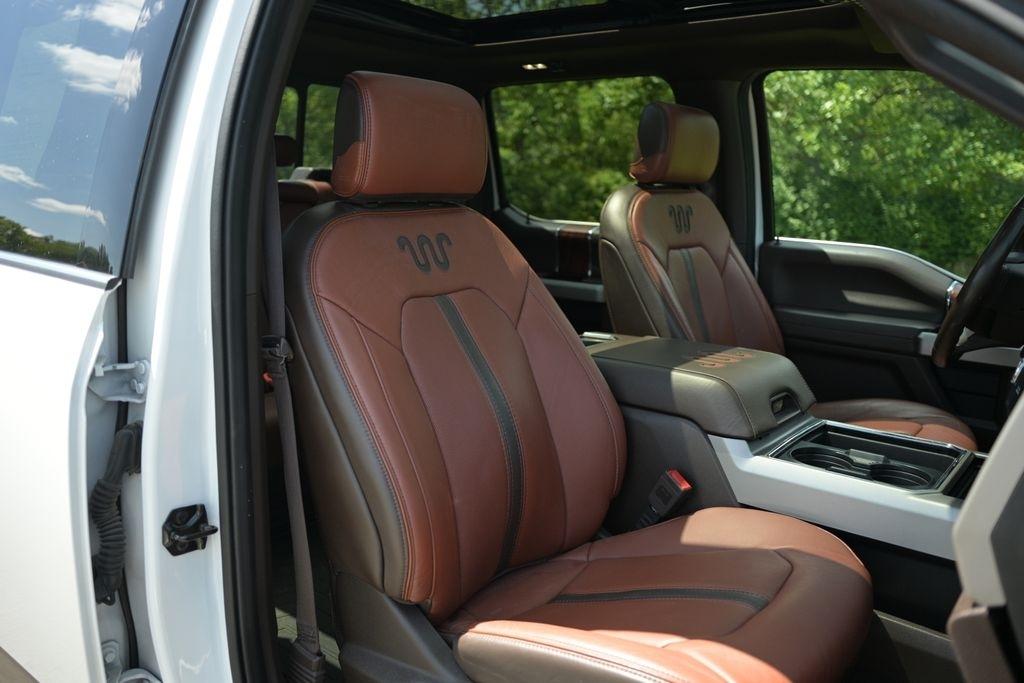 Ford Super Duty F-350 SRW King Ranch 4WD Crew Cab 8' Box 2019