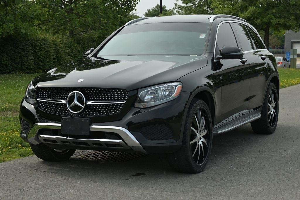 Mercedes-Benz GLC GLC 300 4MATIC SUV 2017