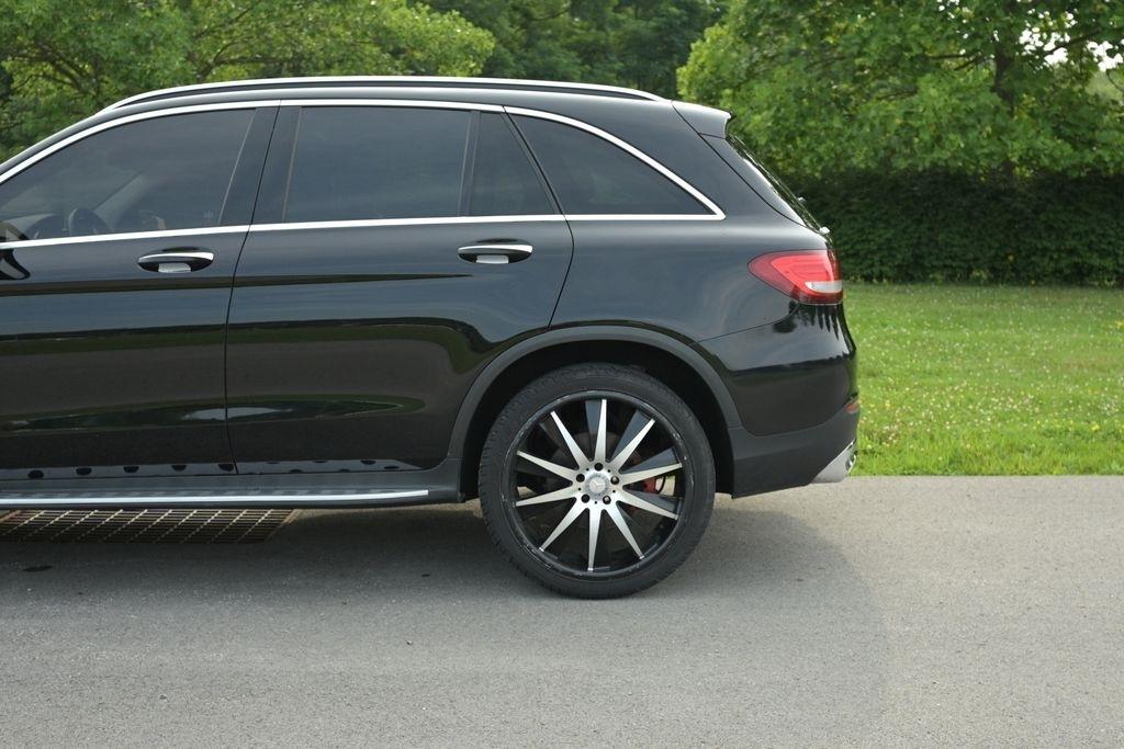 Mercedes-Benz GLC GLC 300 4MATIC SUV 2017
