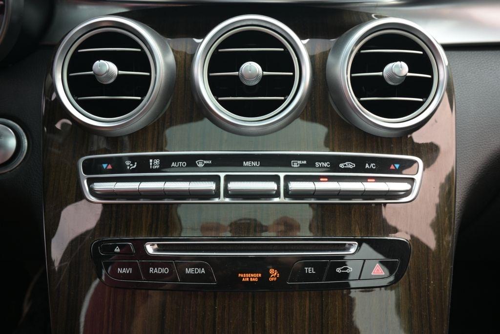 Mercedes-Benz GLC GLC 300 4MATIC SUV 2017
