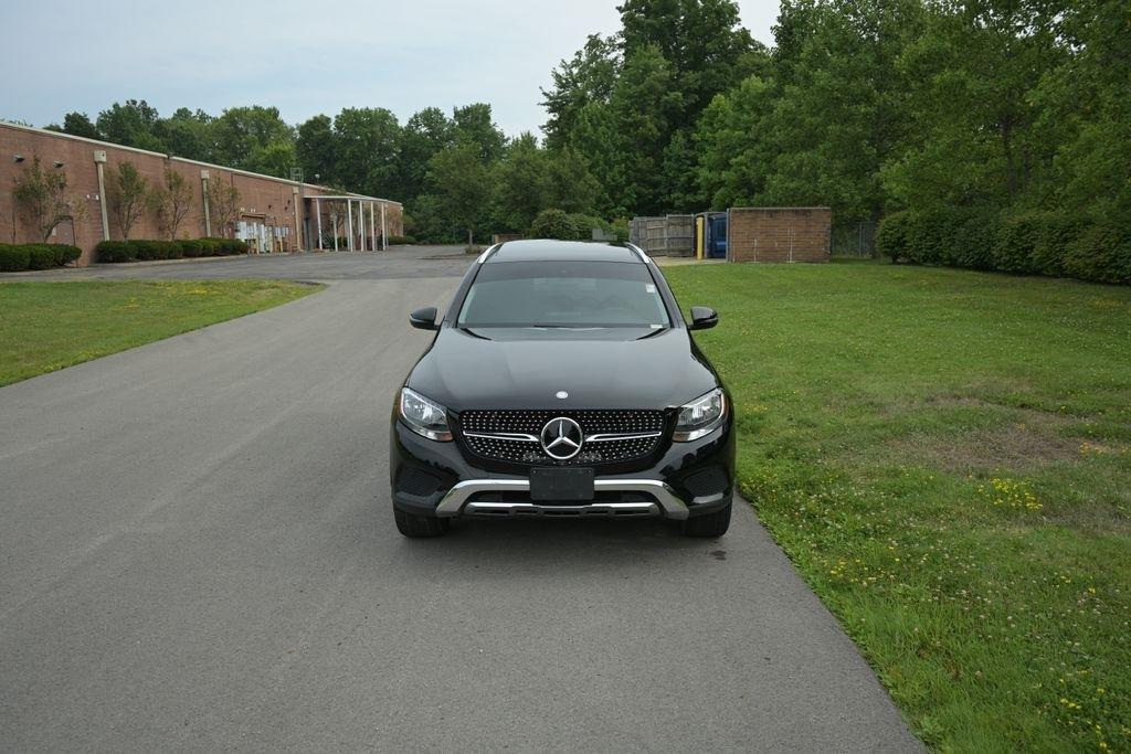 Mercedes-Benz GLC GLC 300 4MATIC SUV 2017