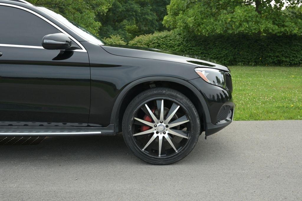 Mercedes-Benz GLC GLC 300 4MATIC SUV 2017