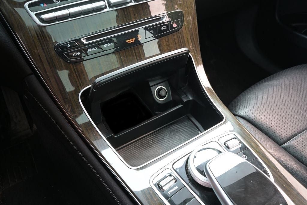 Mercedes-Benz GLC GLC 300 4MATIC SUV 2017