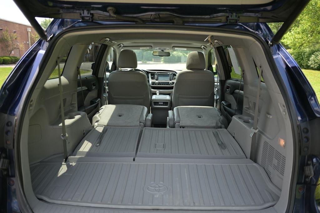 Toyota Highlander AWD 4dr V6 XLE (Natl) 2015