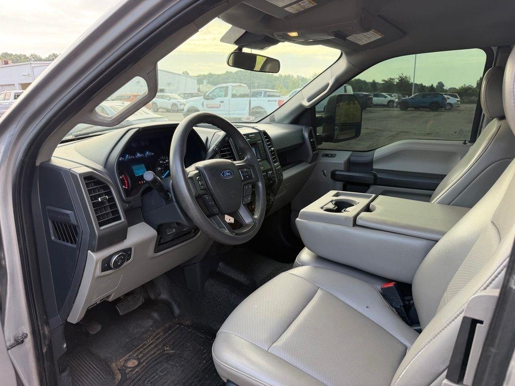 Ford Super Duty F-250 SRW Lariat 4WD SuperCab 8' Box 2022