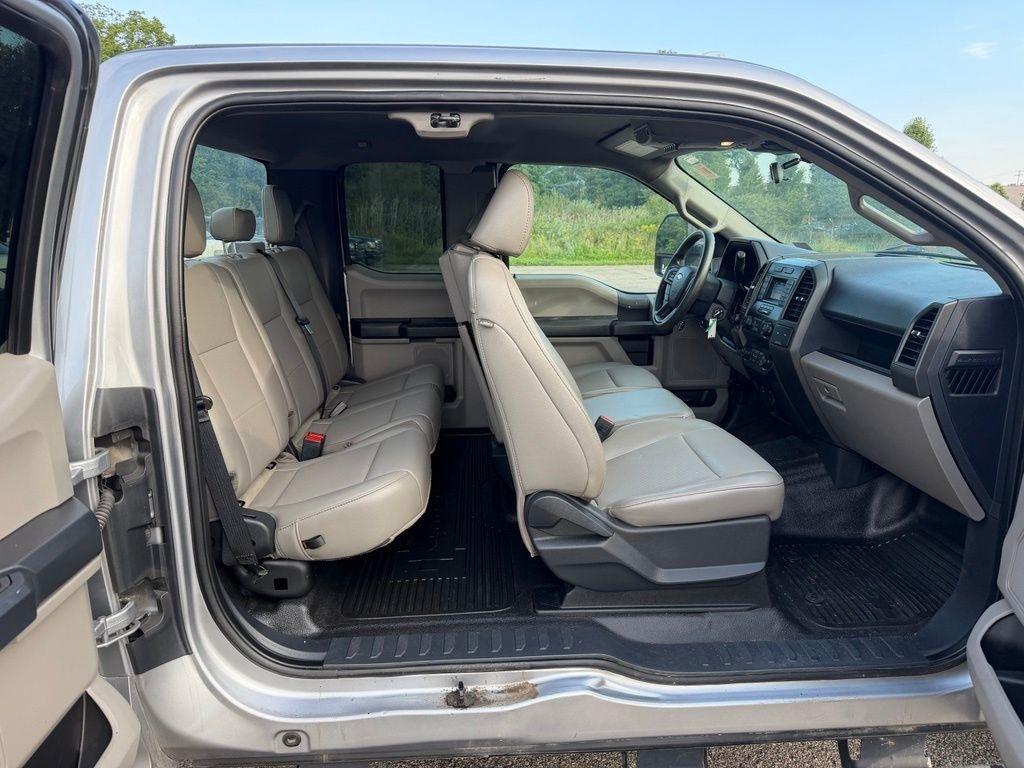 Ford Super Duty F-250 SRW Lariat 4WD SuperCab 8' Box 2022