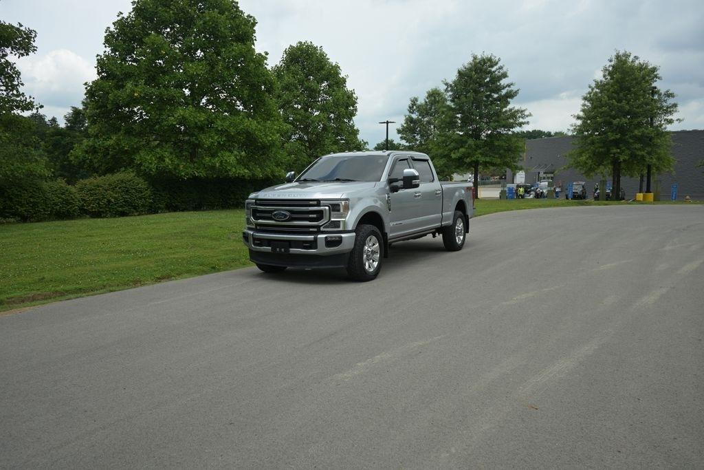2022 Ford Super Duty F-350 SRW XL 4WD Crew Cab 6.75' Box