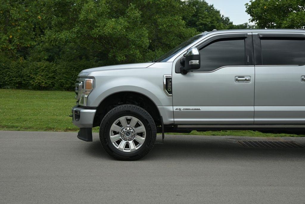 Ford Super Duty F-350 SRW King Ranch 4WD Crew Cab 8' Box 2022