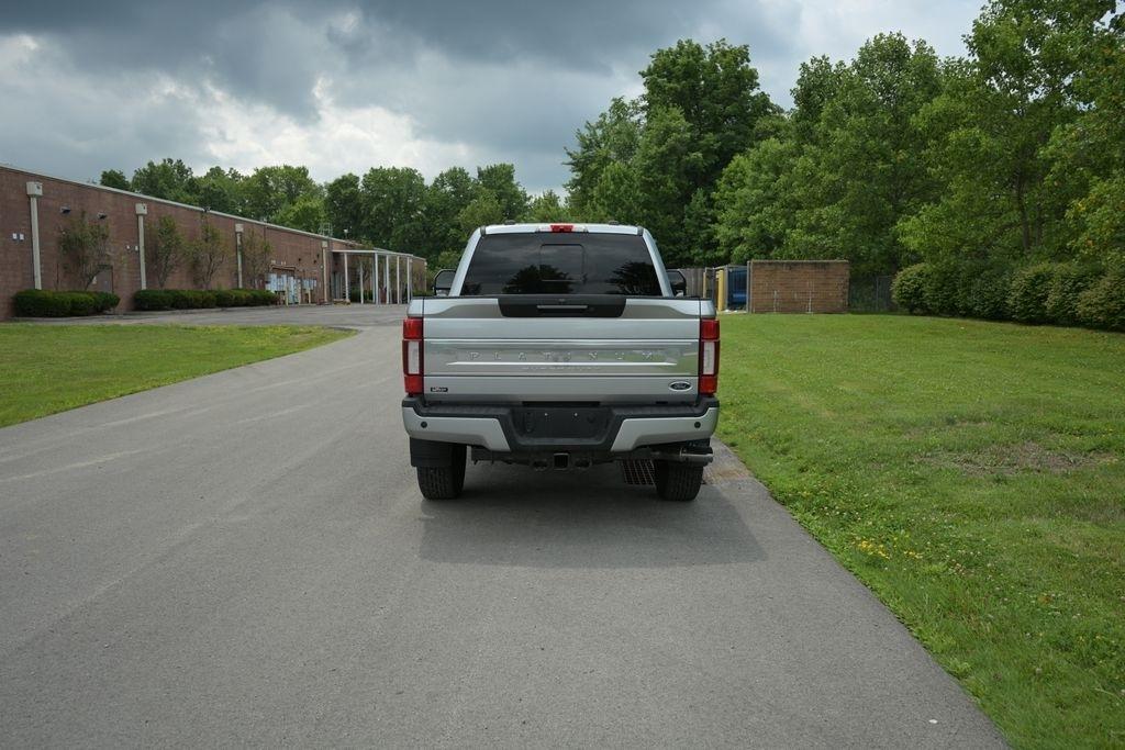 Ford Super Duty F-350 SRW King Ranch 4WD Crew Cab 8' Box 2022