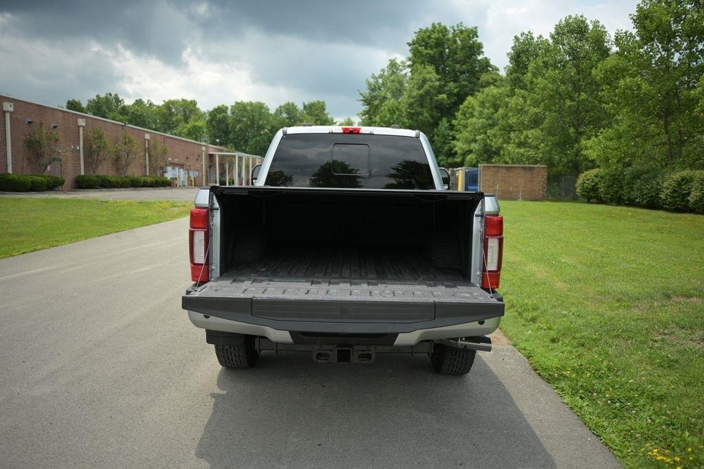 Ford Super Duty F-350 SRW King Ranch 4WD Crew Cab 8' Box 2022