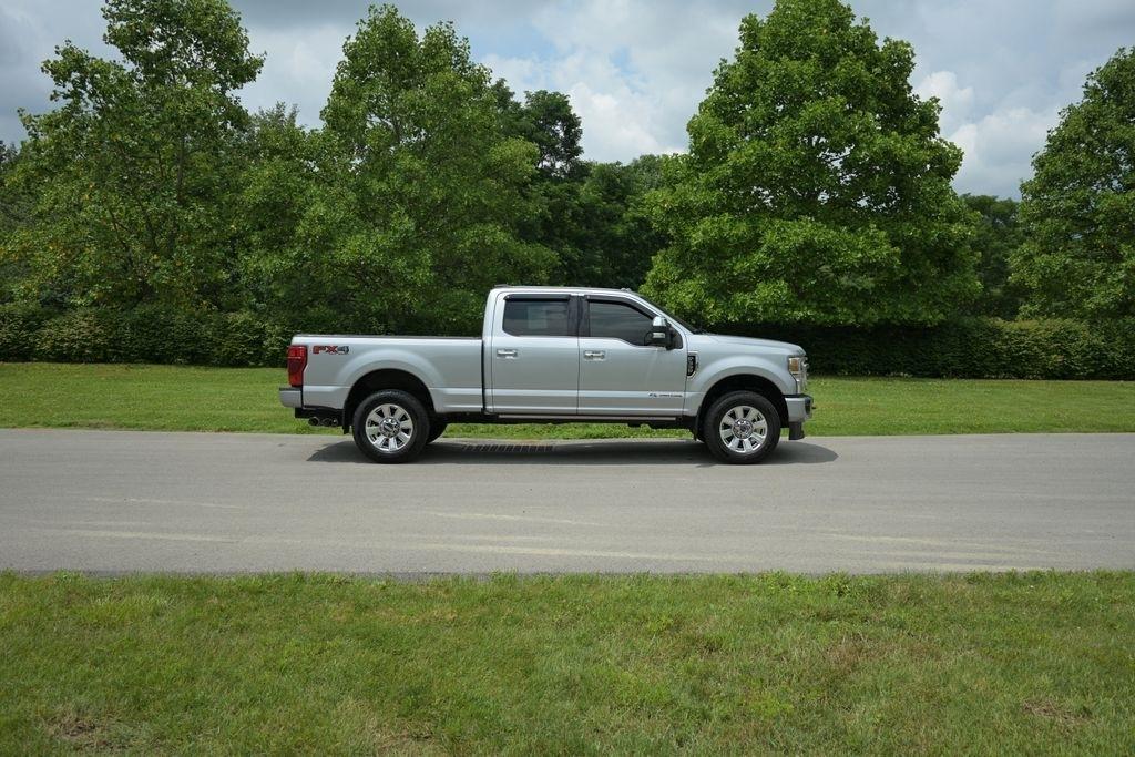 Ford Super Duty F-350 SRW King Ranch 4WD Crew Cab 8' Box 2022