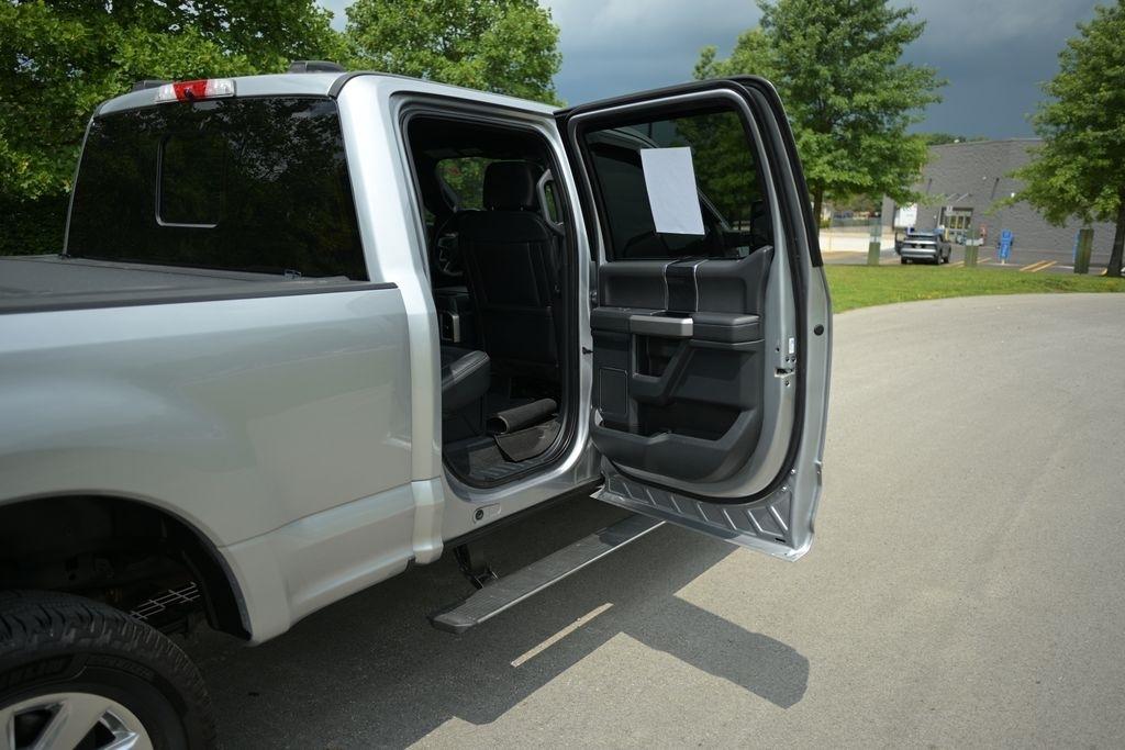 Ford Super Duty F-350 SRW King Ranch 4WD Crew Cab 8' Box 2022