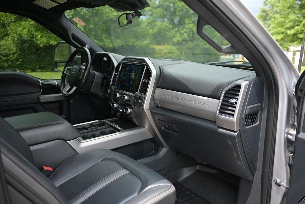 Ford Super Duty F-350 SRW King Ranch 4WD Crew Cab 8' Box 2022