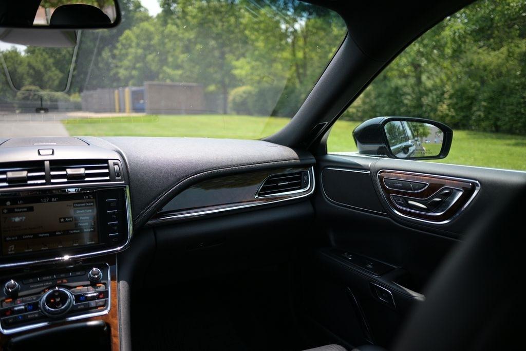 Lincoln Continental Select AWD 2018