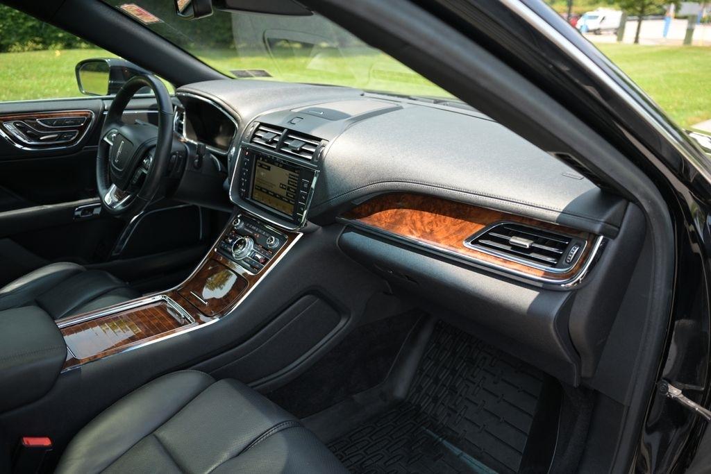 Lincoln Continental Select AWD 2018