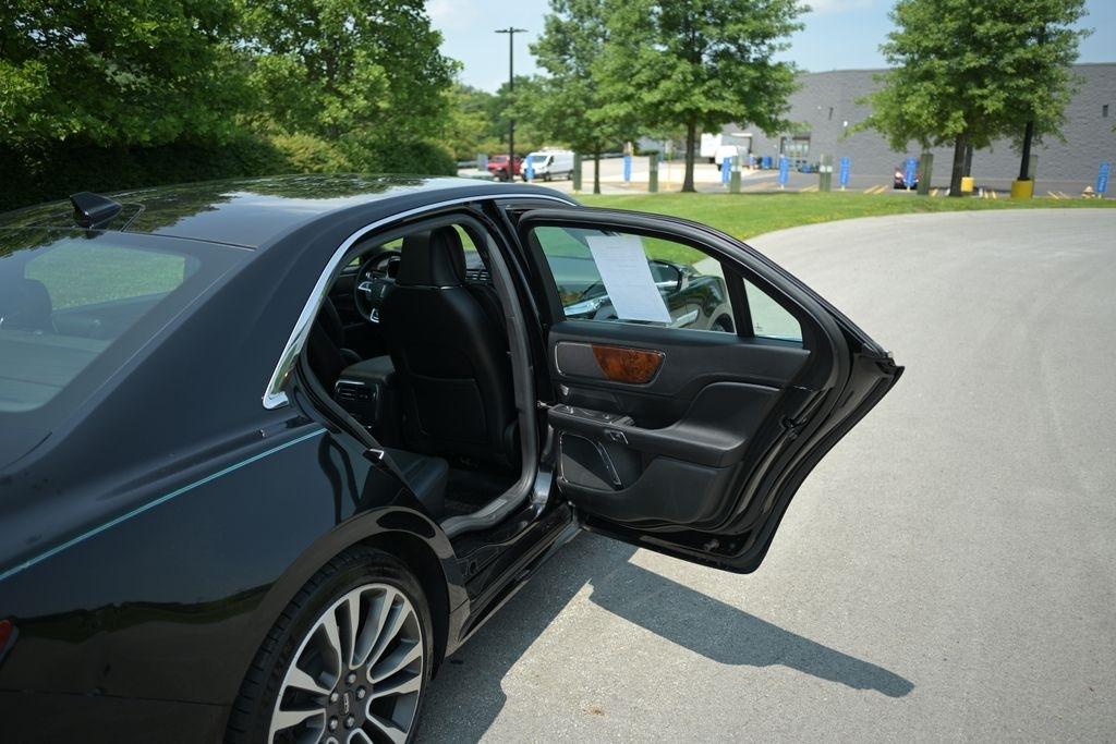 Lincoln Continental Select AWD 2018
