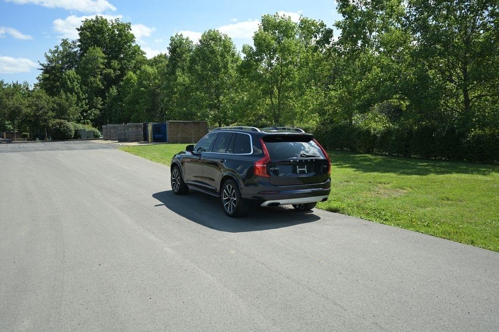 Volvo XC90 T6 AWD 7-Passenger Momentum 2017