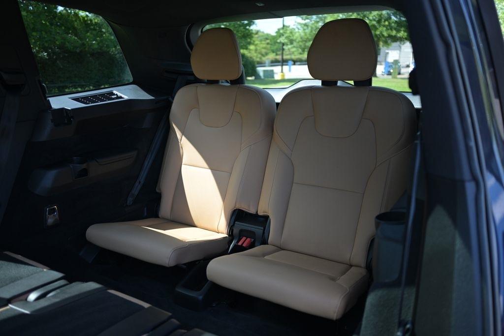 Volvo XC90 T6 AWD 7-Passenger Momentum 2017