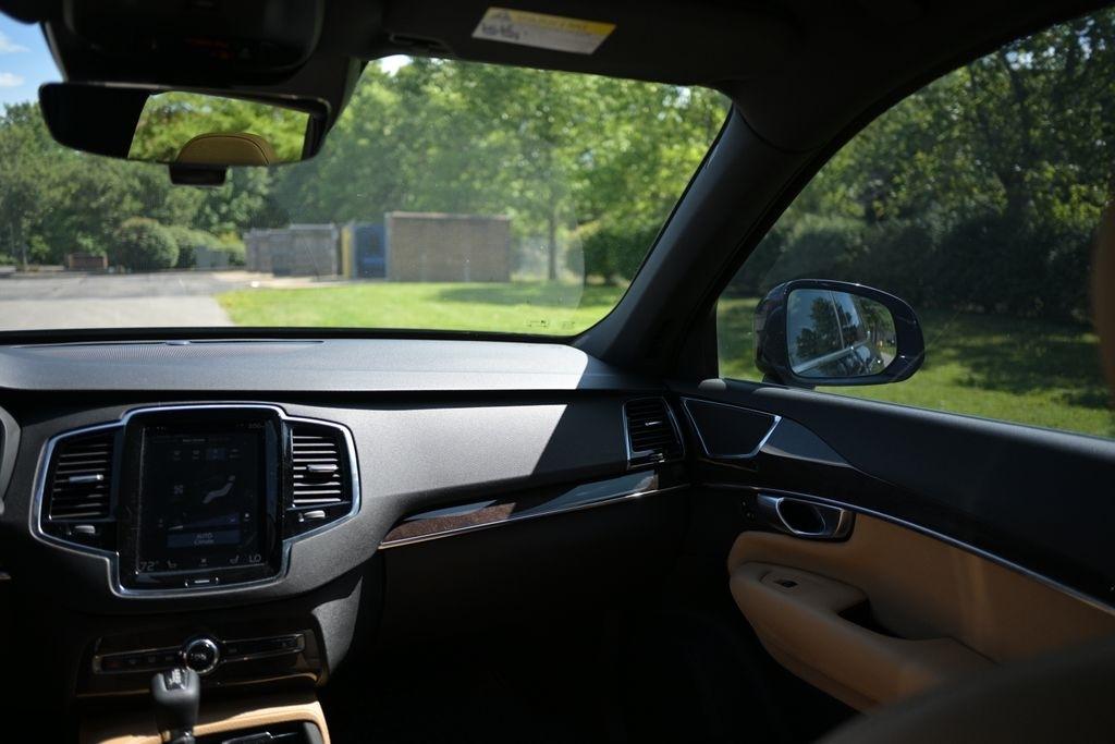 Volvo XC90 T6 AWD 7-Passenger Momentum 2017