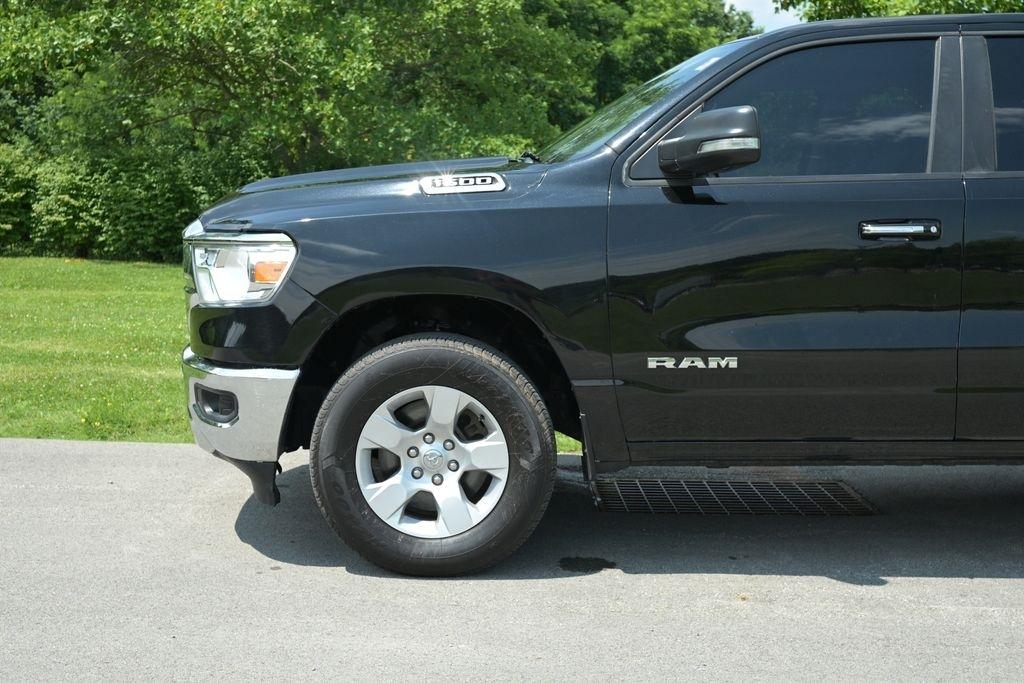 RAM 1500 Big Horn 4x4 Quad Cab 6'4" Box 2020