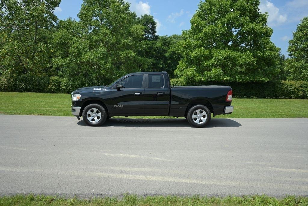 RAM 1500 Big Horn 4x4 Quad Cab 6'4" Box 2020
