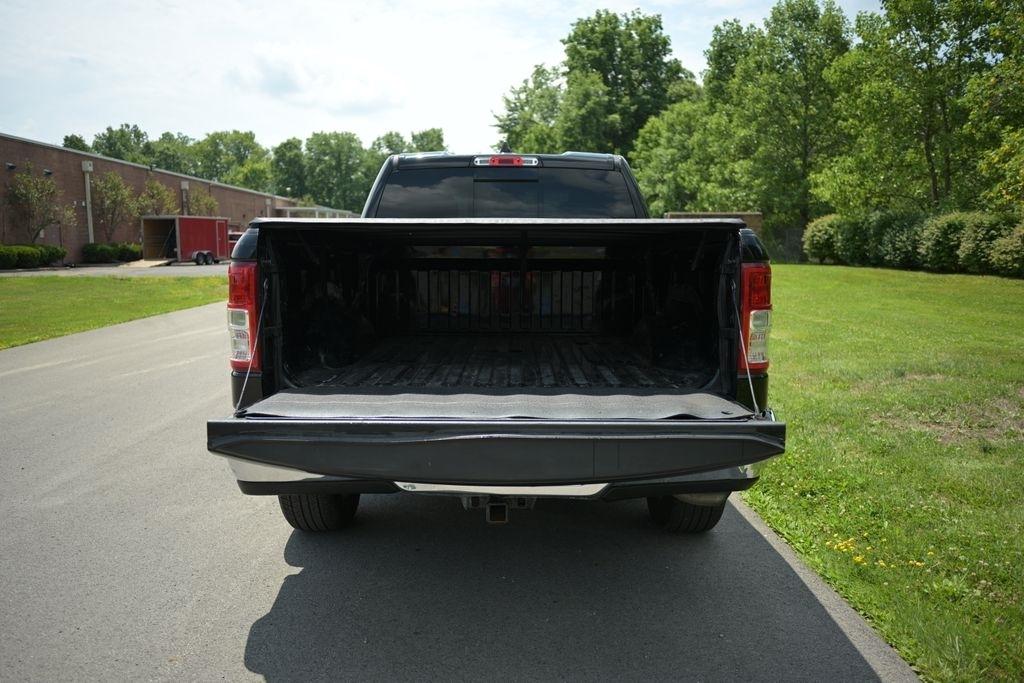 RAM 1500 Big Horn 4x4 Quad Cab 6'4" Box 2020