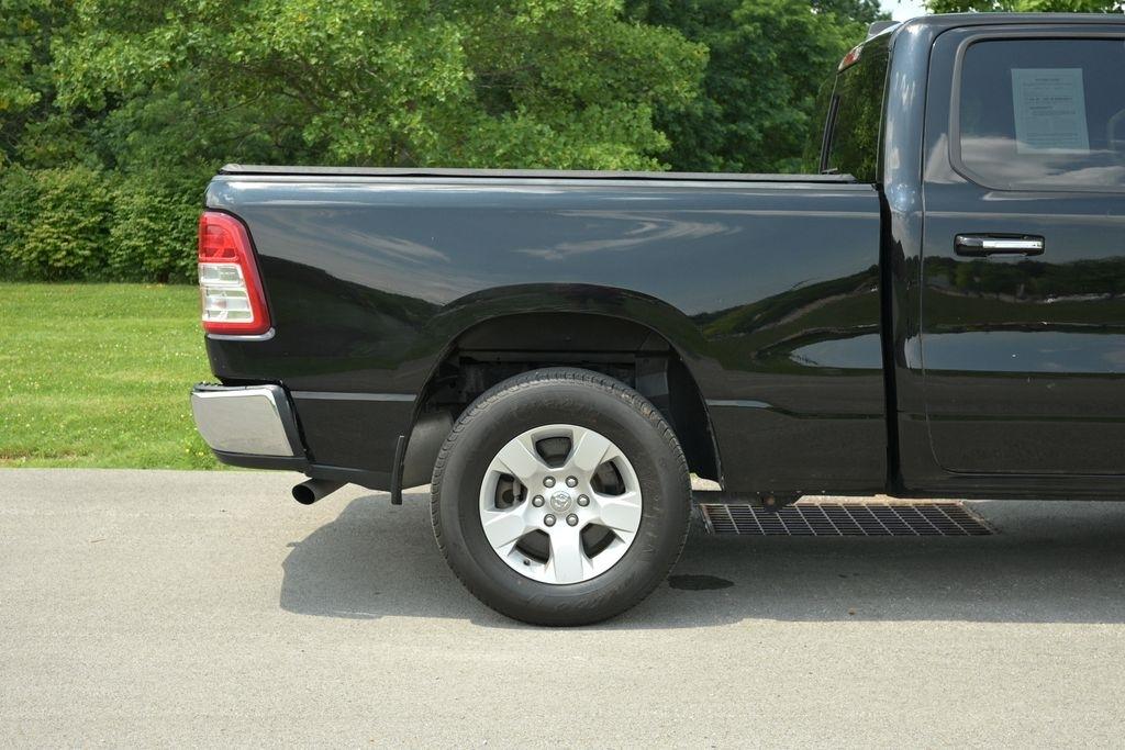 RAM 1500 Big Horn 4x4 Quad Cab 6'4" Box 2020