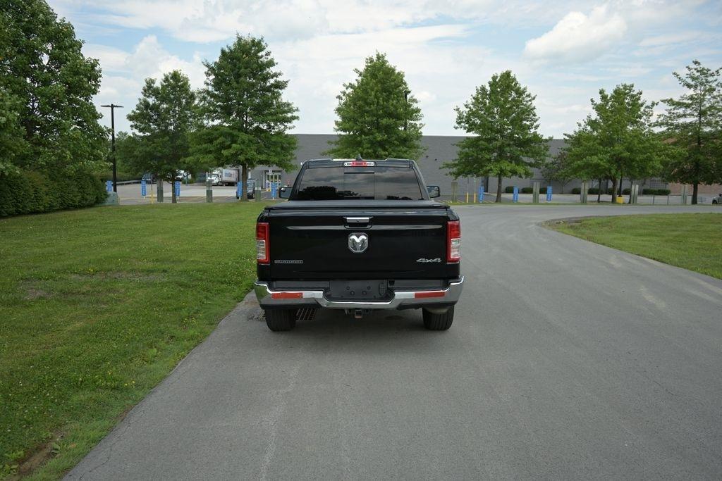 RAM 1500 Big Horn 4x4 Quad Cab 6'4" Box 2020