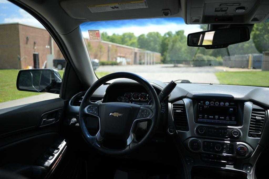 Chevrolet Suburban 4WD 4dr 1500 Premier 2019