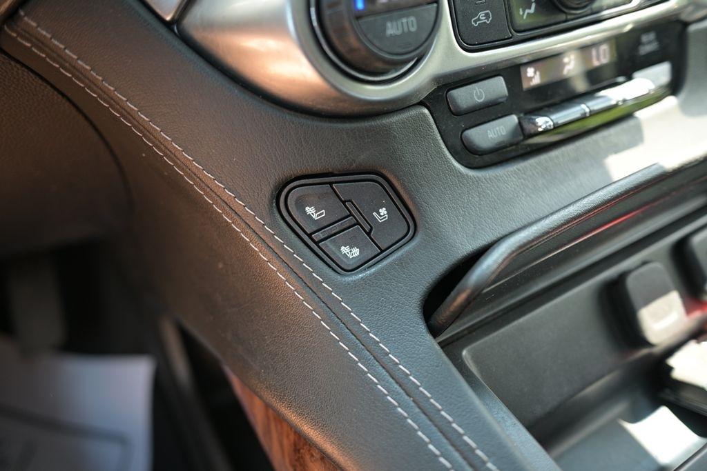 Chevrolet Suburban 4WD 4dr 1500 Premier 2019