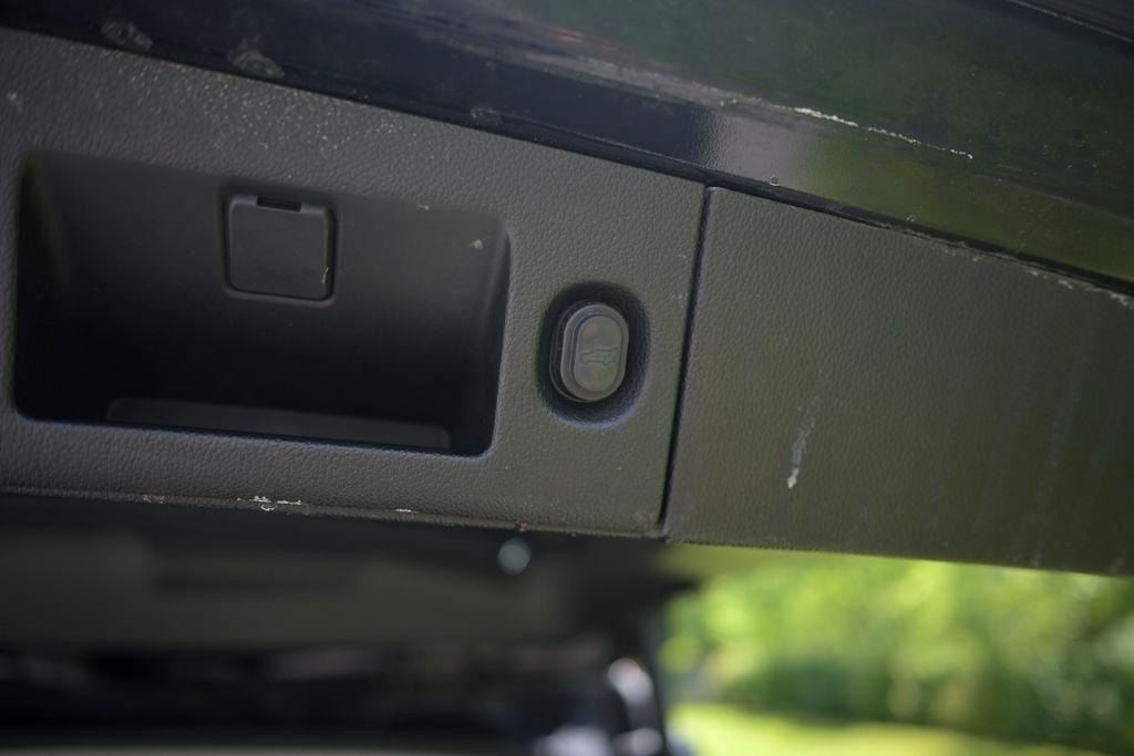 Chevrolet Suburban 4WD 4dr 1500 Premier 2019