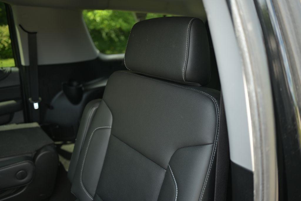 Chevrolet Suburban 4WD 4dr 1500 Premier 2019