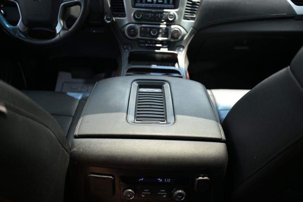 Chevrolet Suburban 4WD 4dr 1500 Premier 2019