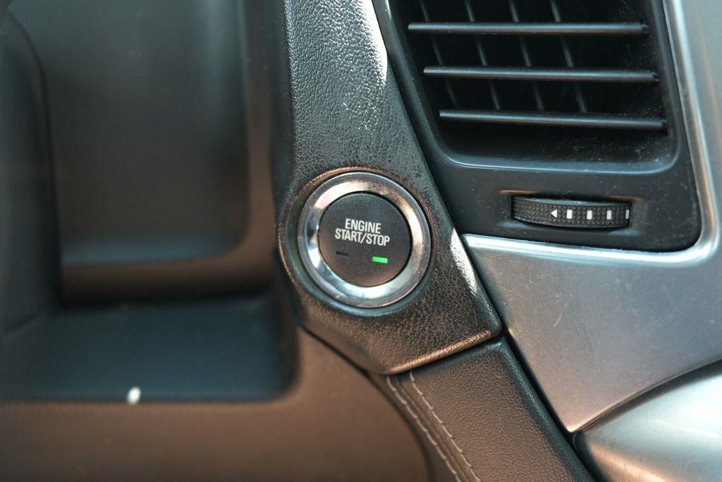 Chevrolet Suburban 4WD 4dr 1500 Premier 2019