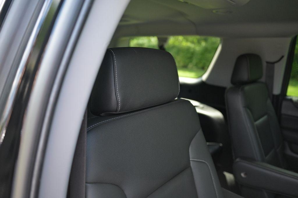 Chevrolet Suburban 4WD 4dr 1500 Premier 2019