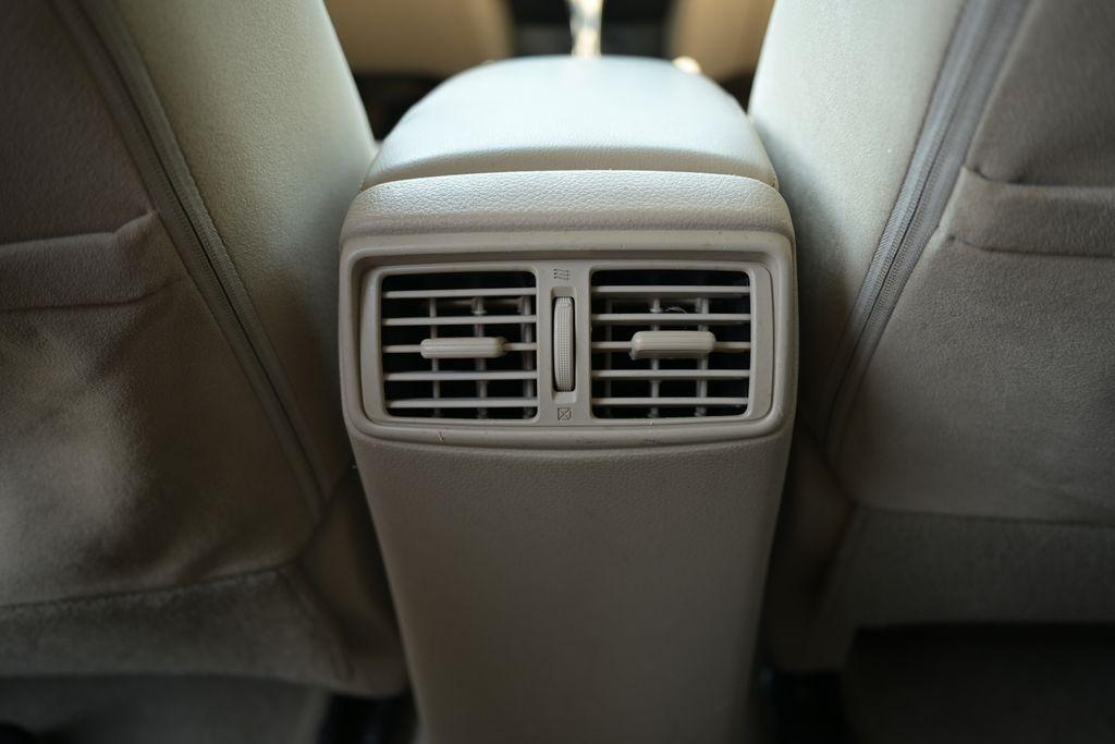 Nissan Rogue AWD 4dr SV 2015