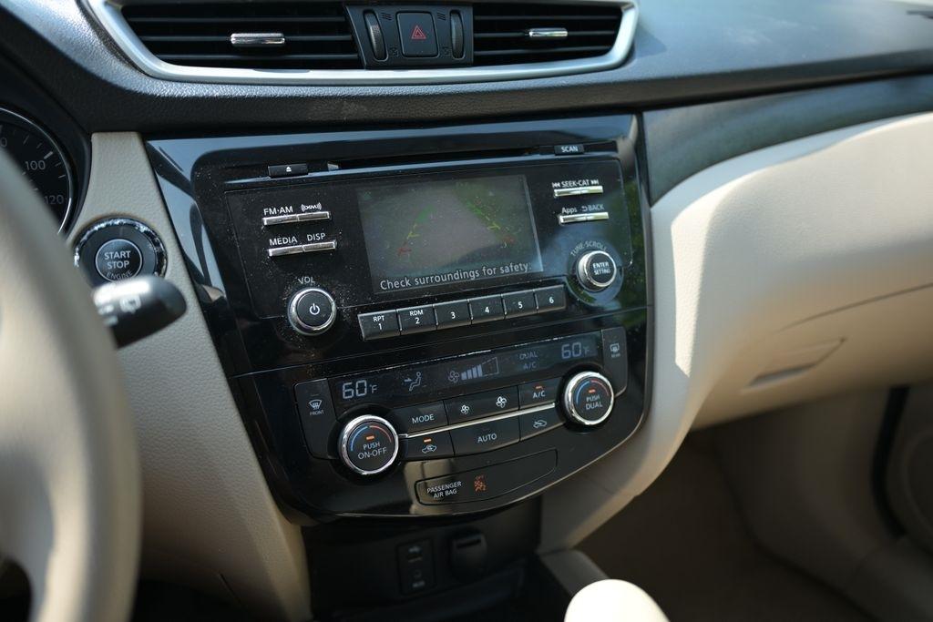 Nissan Rogue AWD 4dr SV 2015
