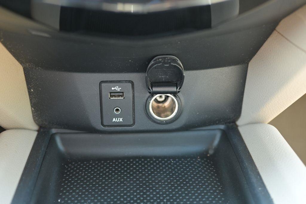 Nissan Rogue AWD 4dr SV 2015