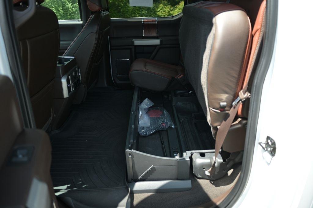 Ford Super Duty F-250 SRW King Ranch 4WD Crew Cab 8' Box 2021