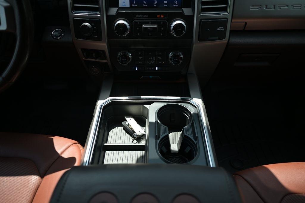 Ford Super Duty F-250 SRW King Ranch 4WD Crew Cab 8' Box 2021