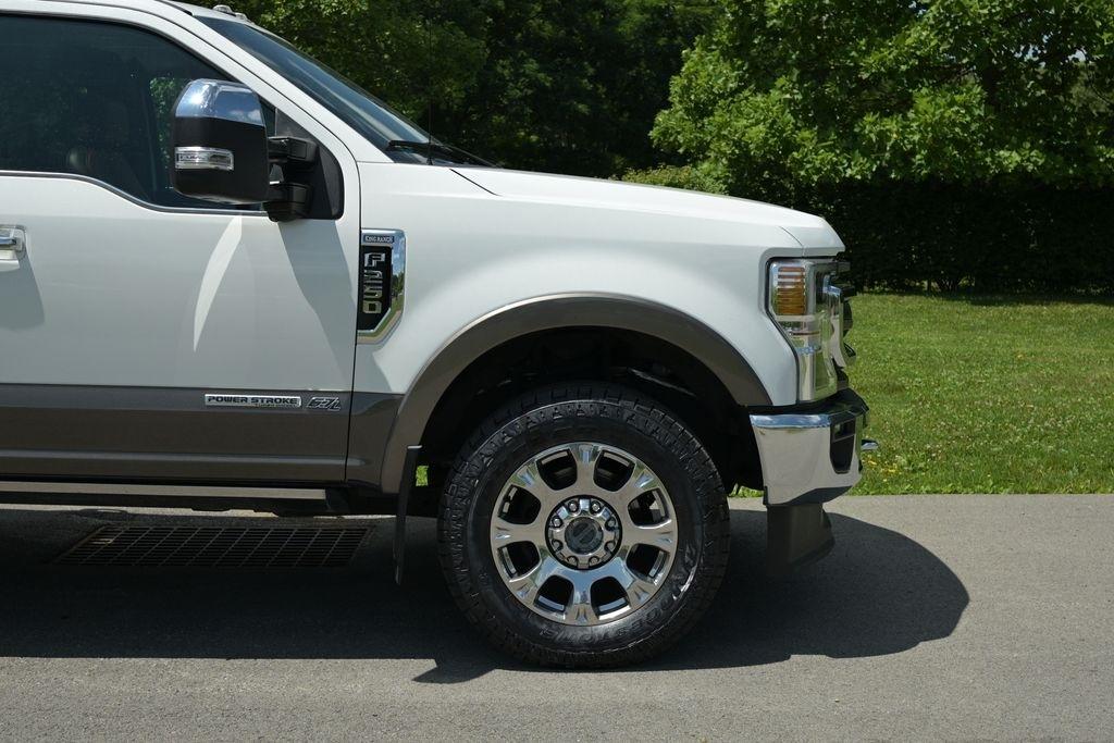 Ford Super Duty F-250 SRW King Ranch 4WD Crew Cab 8' Box 2021