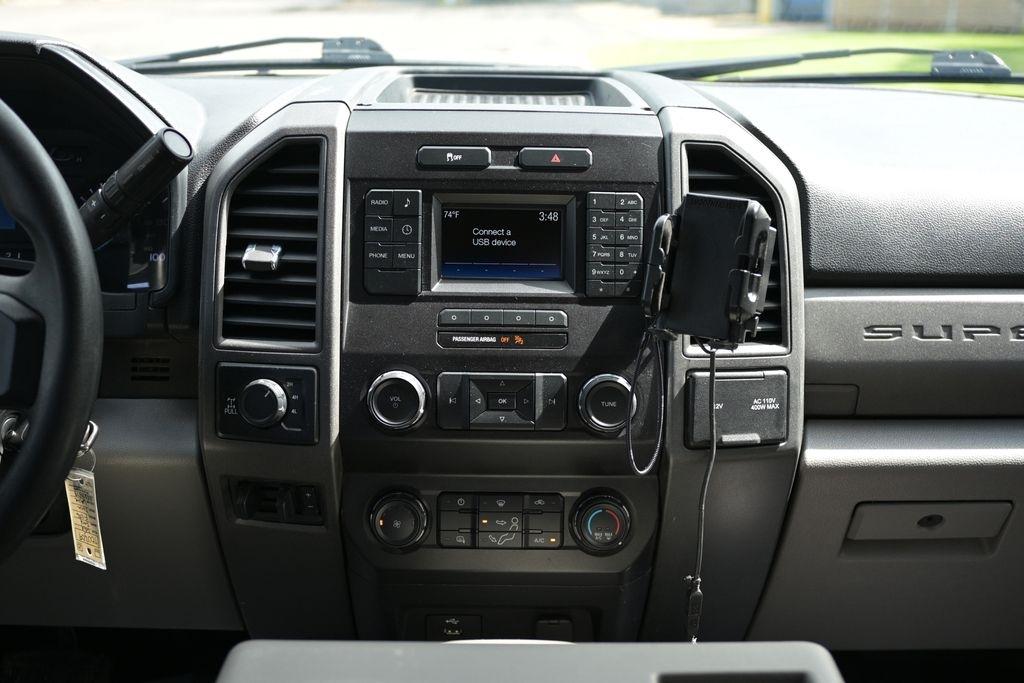 Ford Super Duty F-250 SRW King Ranch 4WD Crew Cab 8' Box 2019