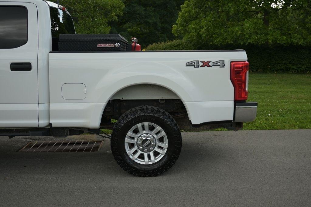 Ford Super Duty F-250 SRW King Ranch 4WD Crew Cab 8' Box 2019