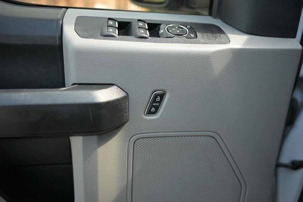 Ford Super Duty F-250 SRW King Ranch 4WD Crew Cab 8' Box 2019