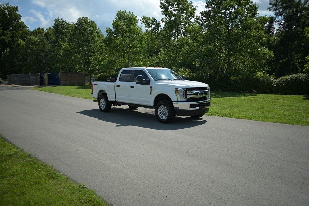 Ford Super Duty F-250 SRW King Ranch 4WD Crew Cab 8' Box 2019