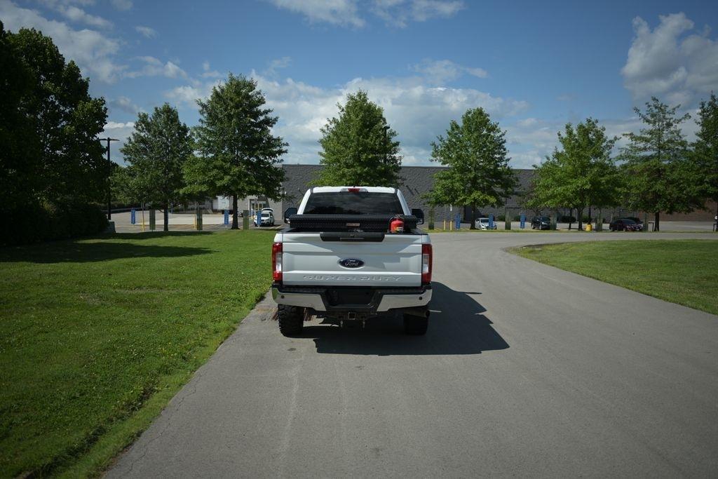 Ford Super Duty F-250 SRW King Ranch 4WD Crew Cab 8' Box 2019