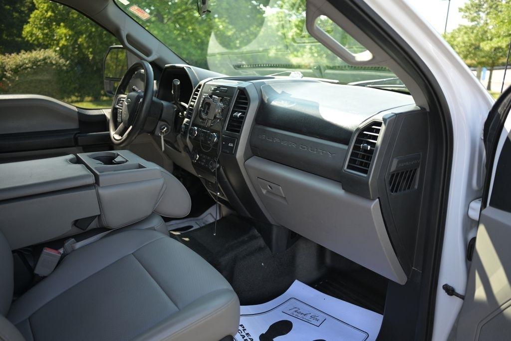 Ford Super Duty F-250 SRW King Ranch 4WD Crew Cab 8' Box 2019