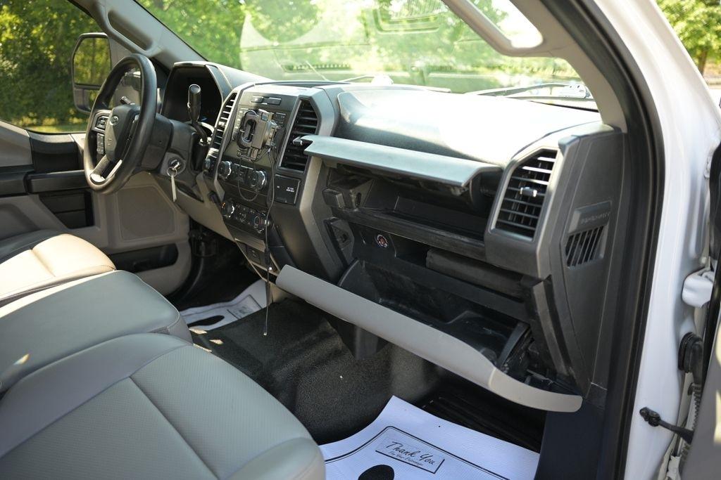 Ford Super Duty F-250 SRW King Ranch 4WD Crew Cab 8' Box 2019