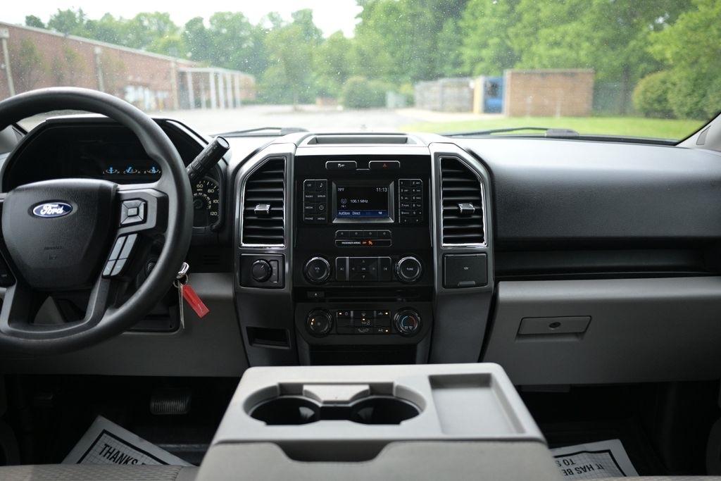 Ford F-150 4WD SuperCrew 145" King Ranch 2016